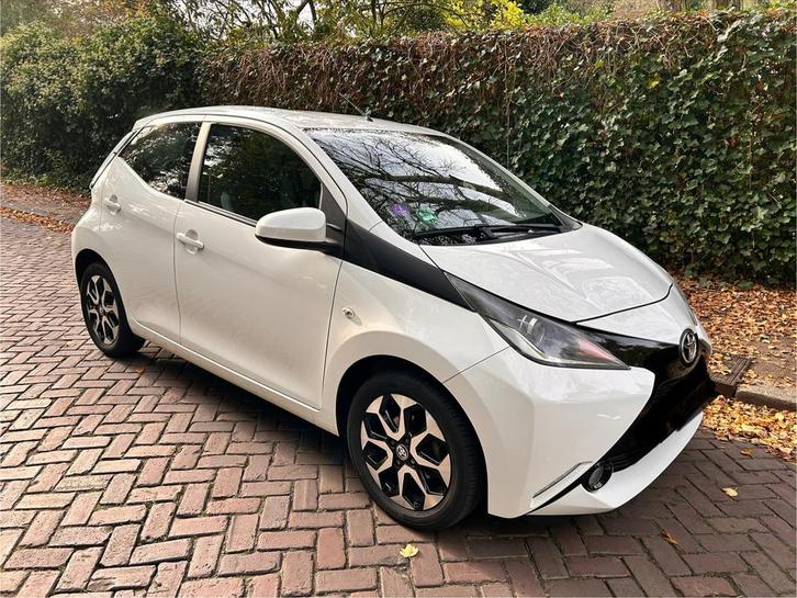 Toyota Aygo 1.0 VVT-i X-Play | 2017 | Only 49 000 km, Auto's, Toyota, Particulier, Aygo, ABS, Achteruitrijcamera, Airbags, Airconditioning