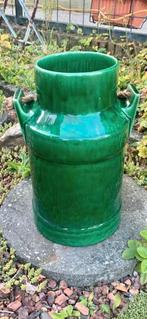 Mooie groen geglazuurde melkbus, Ophalen