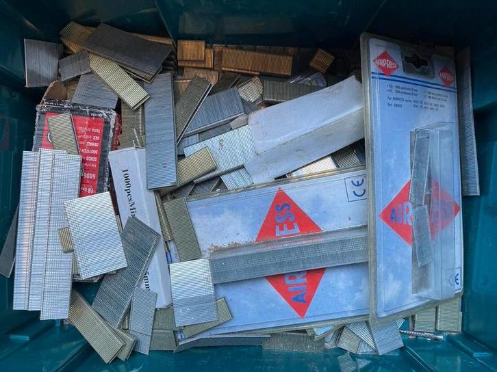 Nieten en Spijkers - Diverse Maten en Merken, Doe-het-zelf en Verbouw, IJzerwaren en Bevestigingsmiddelen, Gebruikt, Spijkers