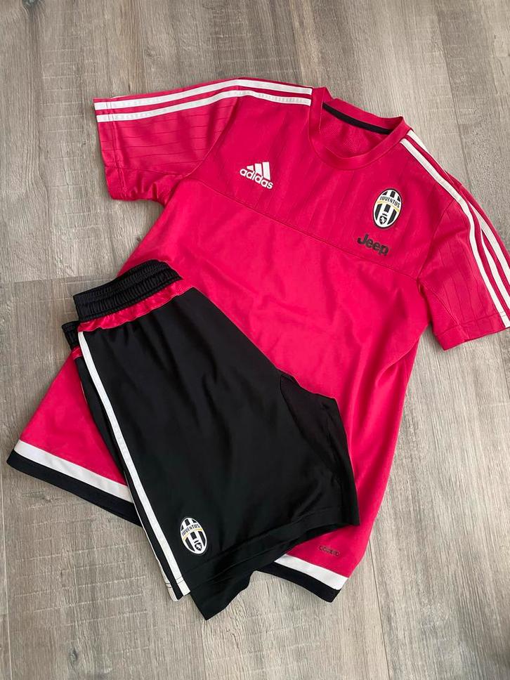 Ajax & Juventus Training Set maat m medium adidas, Kleding | Heren, Sportkleding, Zo goed als nieuw, Voetbal, Blauw, Ophalen of Verzenden