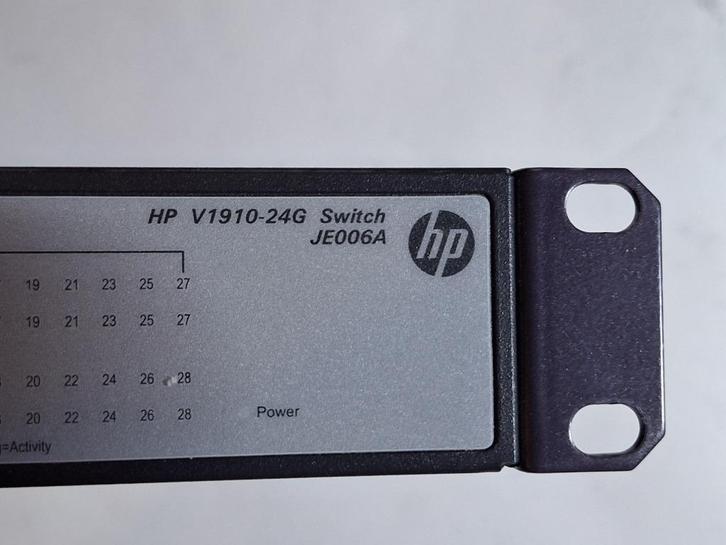 HP Netwerk switchV1910 24G, Computers en Software, Netwerk switches, Ophalen of Verzenden