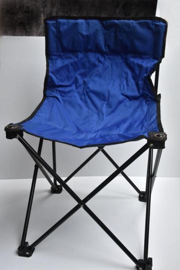 Erg leuk opvouwbaar blauw campingstoeltje  beschikbaar voor biedingen