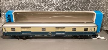 Märklin 4093 D-Zug Gepäckwagen beige/türkis beschikbaar voor biedingen