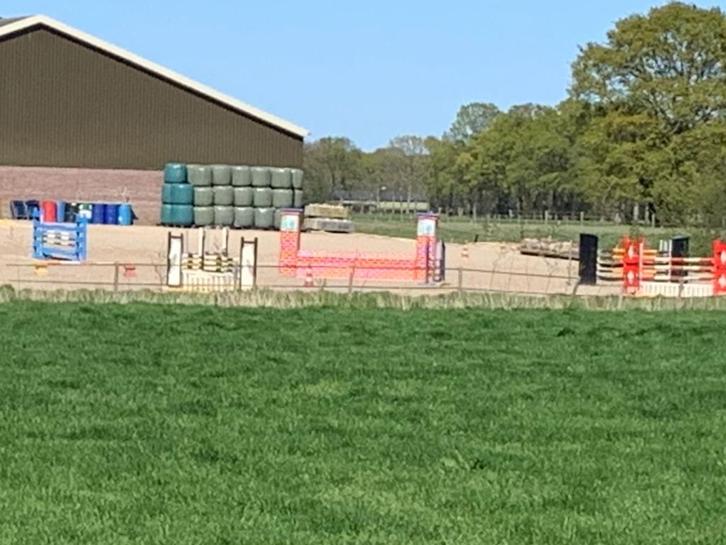 Springmuur,  springmateriaal, Hindernis, Springbalken, Dieren en Toebehoren, Paarden en Pony's | Overige Paardenspullen, Zo goed als nieuw