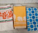3 vintage handdoeken. Per stuk €5,-, Ophalen of Verzenden, Huis en Inrichting