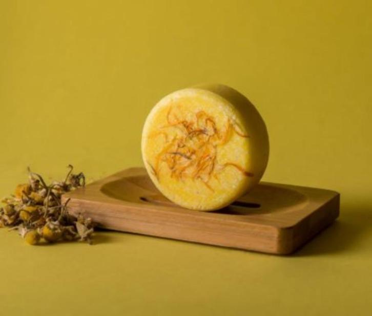 HappySoaps Shampoo Bar Chamomile Down & Carry On 70gr, Sieraden, Tassen en Uiterlijk, Uiterlijk | Haarverzorging, Nieuw, Shampoo of Conditioner