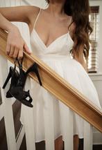 Witte jurk van NA-KD, Wit, Nieuw, Ophalen of Verzenden, Maat 34 (XS) of kleiner