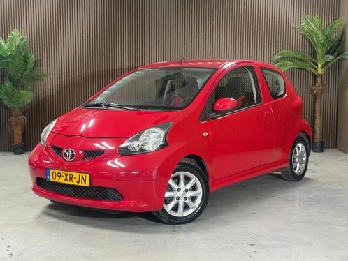 Toyota Aygo 1.0-12V +, Auto's, Toyota, Bedrijf, Aygo, ABS, Airbags, Airconditioning, Elektrische ramen, Metallic lak, Radio, Startonderbreker
