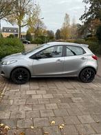 Mazda 2 1.3 55KW 5DRS 2010 Grijs stoelverwarming, Auto's, Voorwielaandrijving, 900 kg, Stof, 74 pk