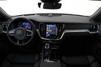 Volvo V60 T6 RECHARGE AWD ULTRA DARK -PANO.DAK|360CAM|BOWE, Automaat, Stof, Euro 6, 4 cilinders