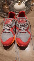 Puma FaaS 300 Dames Sneakers Grijs/Rood - Maat 37,5, Ophalen of Verzenden