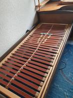 1 persoons bed 200x90 hoogte +-40cm, Huis en Inrichting, Ophalen