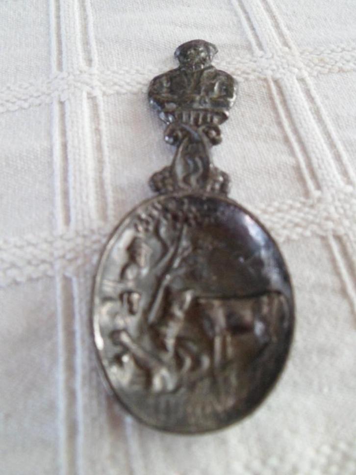 Bewerkt lepeltje van tin, Antiek en Kunst, Antiek | Tin, Ophalen of Verzenden