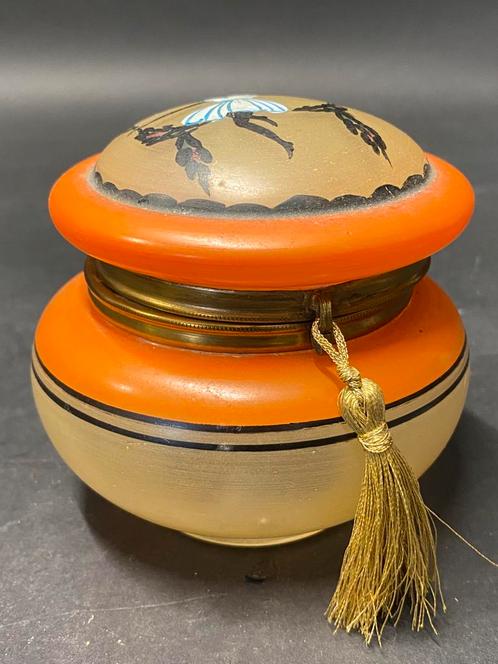 Art deco sier pot Meisje guirlandes, Antiek en Kunst, Antiek | Woonaccessoires, Ophalen of Verzenden