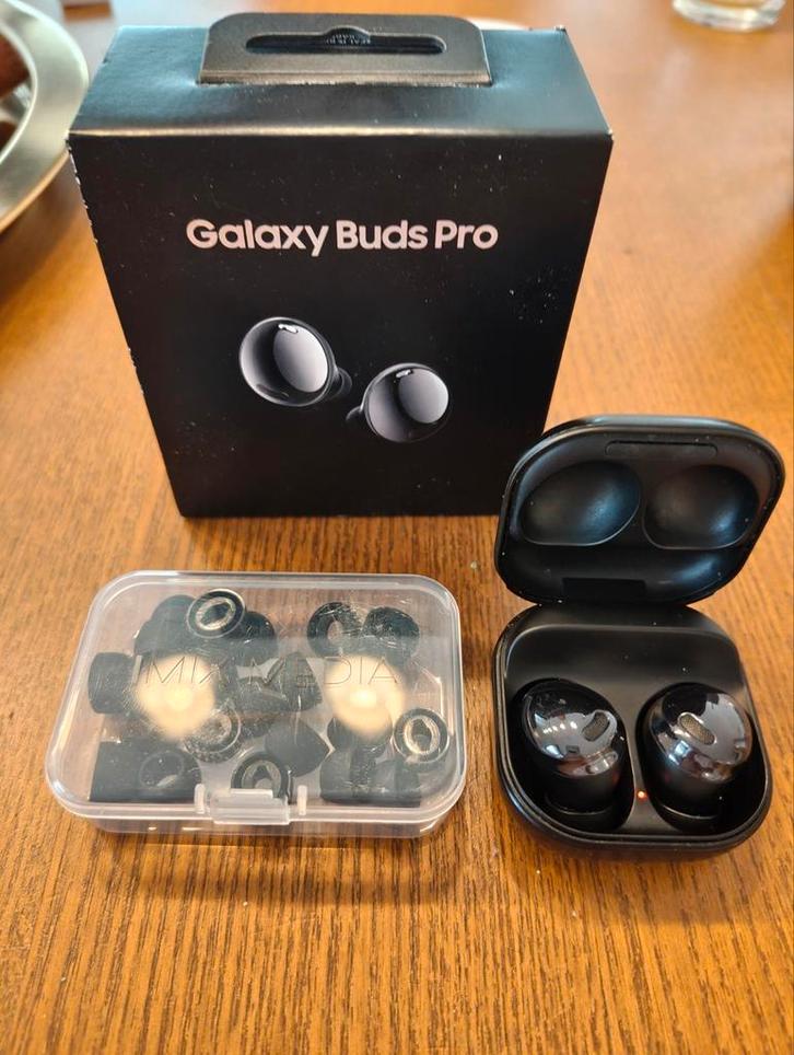Samsung Galaxy Buds Pro incl. doos en24 nieuwe ear tips, Audio, Tv en Foto, Koptelefoons, Zo goed als nieuw, Overige merken, Draadloos