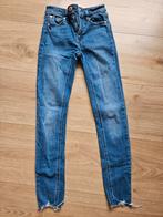 Spijkerbroek Stradivarius, maat 32, Blauw, Ophalen of Verzenden, Zo goed als nieuw, W27 (confectie 34) of kleiner