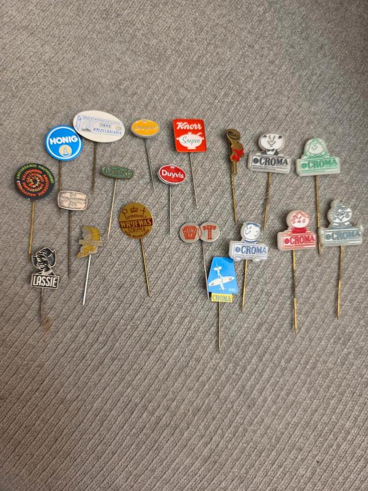 Vintage Voedingsreclame Pins (20 stuks), Verzamelen, Speldjes, Pins en Buttons, Gebruikt, Verzenden