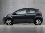 Toyota Aygo 1.0-12V Comfort (YOUNGTIMER, NAP, 5 DEURS, SPORT, Auto's, Toyota, Voorwielaandrijving, Stof, Gebruikt, Zwart