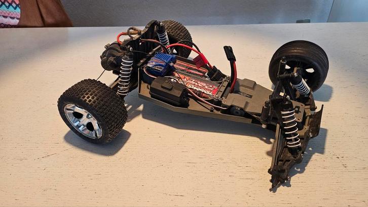 Traxxas Rustler RC Auto - Gebruikt, Hobby en Vrije tijd, Modelbouw | Radiografisch | Auto's, Gebruikt, Auto onroad, Elektro, Schaal 1:10