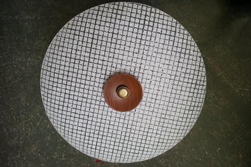 vintage '60/'50 schaal plafonnière reliëf glas teak hout, Huis en Inrichting, Lampen | Plafondlampen, Gebruikt, Glas, Hout, Metaal