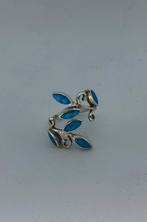 Zilveren ring met bladvormige turquoise, Blauw, Nieuw, Ophalen of Verzenden, Dame of Heer