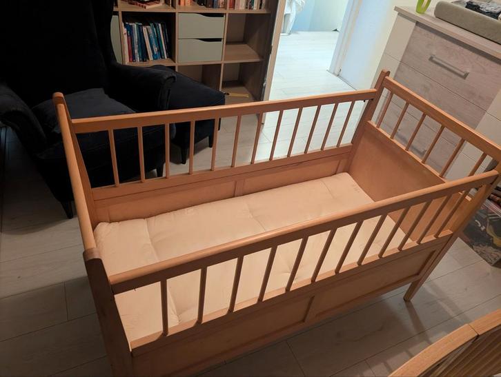 Ledikant inclusief matras, Kinderen en Baby's, Babywiegjes en Ledikanten, Zo goed als nieuw, Ledikant, Ophalen of Verzenden