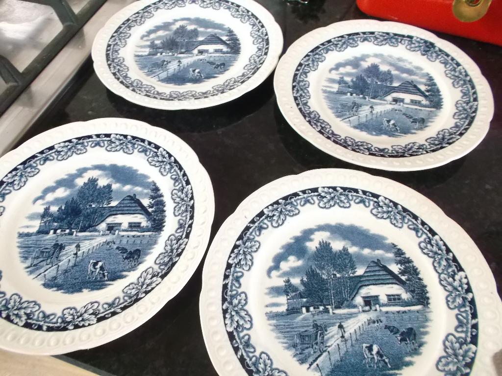 Boerenhoeve Ontbijtbordjes  blauw   8 stuks, Antiek en Kunst, Antiek | Servies los, Ophalen of Verzenden