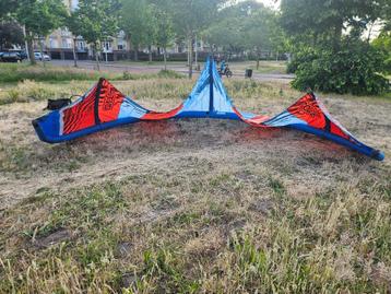 Cabrinha contra 2017 15m kite  beschikbaar voor biedingen