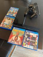 Playstation 4 met 2 controllers en 4 games, Spelcomputers en Games, Spelcomputers | Sony PlayStation 4, Ophalen of Verzenden, Zo goed als nieuw