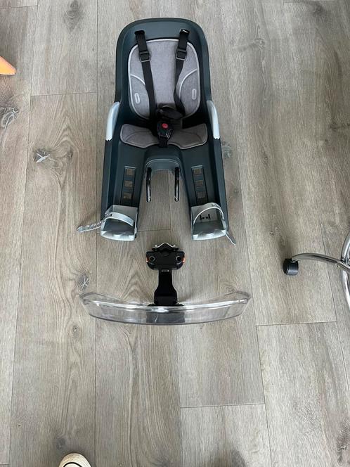 Fietskinderzit BUBBLY stuurbevestiging grijs met windscherm, Fietsen en Brommers, Fietsaccessoires | Fietsstoeltjes, Zo goed als nieuw
