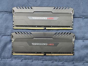 Memory Kit Corsair Vengeance 32GB (2x16GB) 3200Mhz Rood beschikbaar voor biedingen