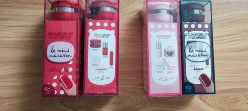 Le petit macaron gelnagel lak kit, Sieraden, Tassen en Uiterlijk, Uiterlijk | Cosmetica en Make-up, Nieuw, Handen en Nagels, Rood