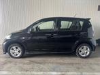 Daihatsu Sirion 2 1.3-16V Comfort, Auto's, Voorwielaandrijving, Gebruikt, 4 cilinders, Zwart