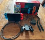 Nintendo Switch 2019 editie, Spelcomputers en Games, Spelcomputers | Nintendo Switch, Switch 2019 Upgrade, Met games, Met 2 controllers