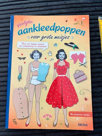Boekje Aankleedpoppen voor grote meisjes  beschikbaar voor biedingen