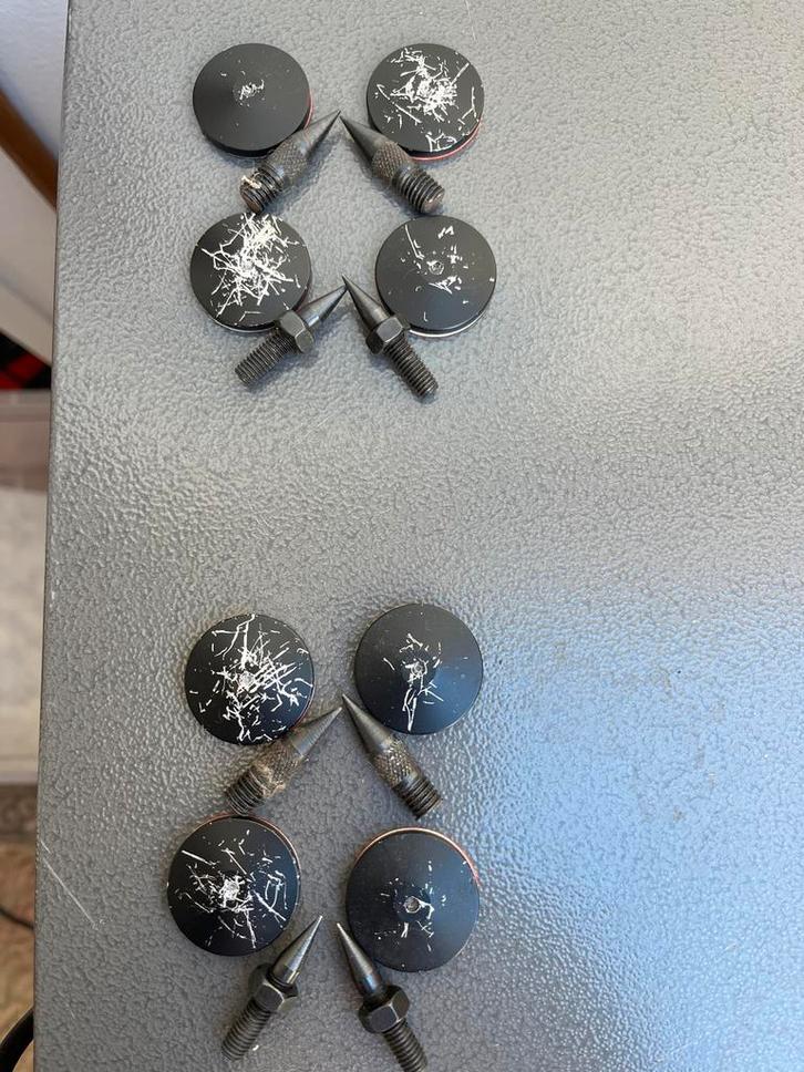 Luidspreker Spikes, Audio, Tv en Foto, Luidsprekers, Gebruikt, Overige typen, Overige merken, Ophalen