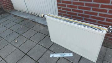 Radiator 90x60 beschikbaar voor biedingen