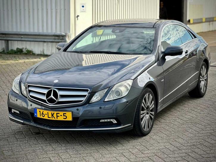 Mercedes-Benz E-klasse Coupé 350 CGI Elegance , ; 16-LKF-5, Auto's, Mercedes-Benz, Bedrijf, E-Klasse, Open dak, Overige brandstoffen