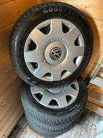 Winterbandenset VW passat,  maat 205, SR16, Auto-onderdelen, Banden en Velgen, Ophalen, 16 inch, 205 mm, Winterbanden