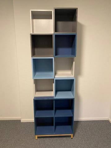 Uiterlijk zaterdag ophalen - IKEA EKET kubussen & kast beschikbaar voor biedingen