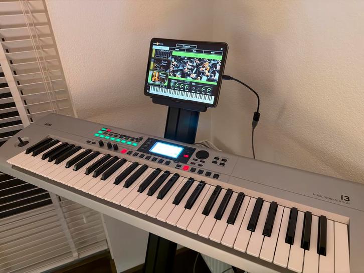 Korg i3 Workstation Keyboard, Muziek en Instrumenten, Keyboards, Gebruikt, 61 toetsen, Korg, Aanslaggevoelig, Midi-aansluiting