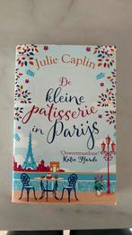 Julie Caplin - De kleine patisserie in Parijs, Julie Caplin, Ophalen of Verzenden, Zo goed als nieuw