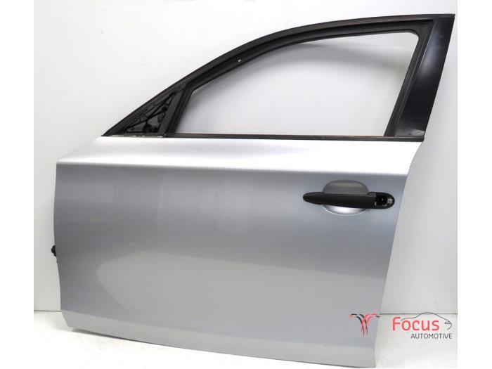 Portier 4Deurs links-voor van een BMW 1-Serie (354), Auto-onderdelen, Carrosserie en Plaatwerk, Deur, BMW, Gebruikt, 6 maanden garantie