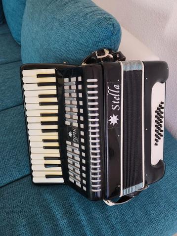 Playback accordeon met mp3 Super saund geluid  beschikbaar voor biedingen