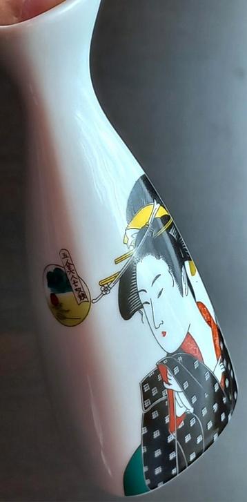 Japanse Sake Bottle Set Geisha Girl Porseleinen Kopjes Aziat beschikbaar voor biedingen