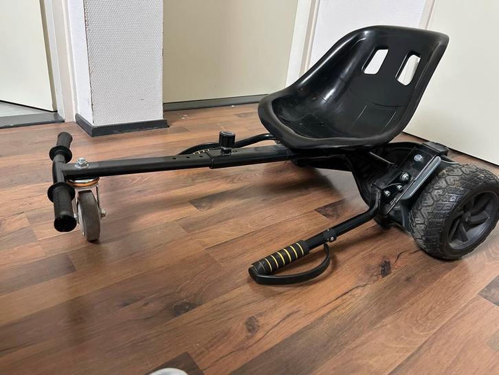 Nog bijna nieuwe hoverboard met kart - Off Road!, Kinderen en Baby's, Speelgoed | Buiten | Voertuigen en Loopfietsen, Gebruikt