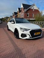 Audi A3 40 Tfsi e | 204pk | Phev S-tronic | 2022 | Pano, Auto's, Audi, Zwart, 4 cilinders, 1535 kg, Wit
