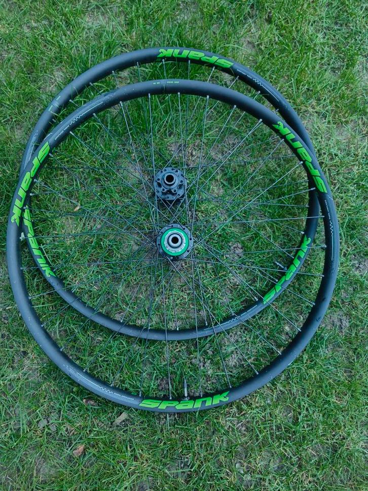Spank Oozy 350 - hope pro 4 wielset, Fietsen en Brommers, Fietsonderdelen, Gebruikt, Mountainbike, Wiel, Ophalen of Verzenden