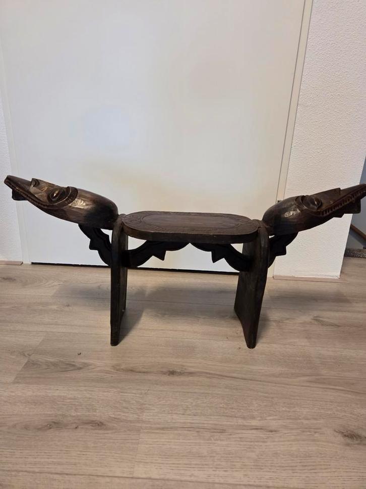 Apart Afrikaans tafeltje of krukje, Antiek en Kunst, Curiosa en Brocante, Ophalen of Verzenden