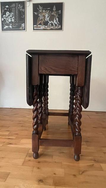 Antieke Opklaptafel / Sidetable beschikbaar voor biedingen